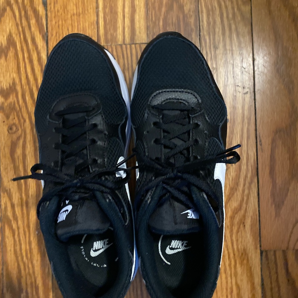 Nike Air Max women’s sneakers size 7 black/white Y2K style 90s - Picture 5 of 8